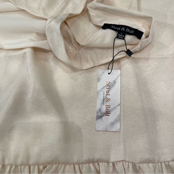 NWT Strut & Bolt for Vici cream halter top with tie - Picture 8 of 16